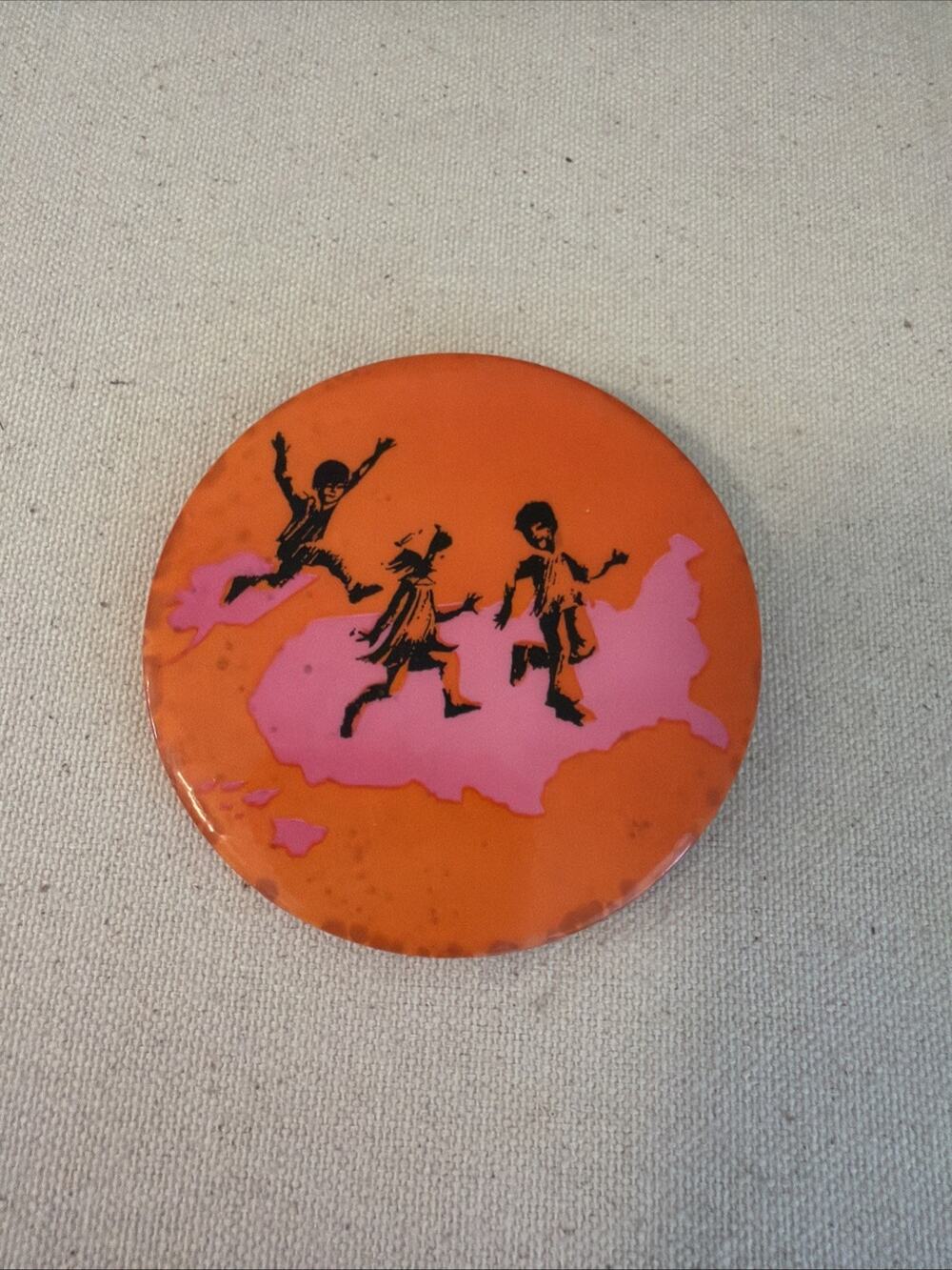 Vintage Button Pinback Children Playing on the US